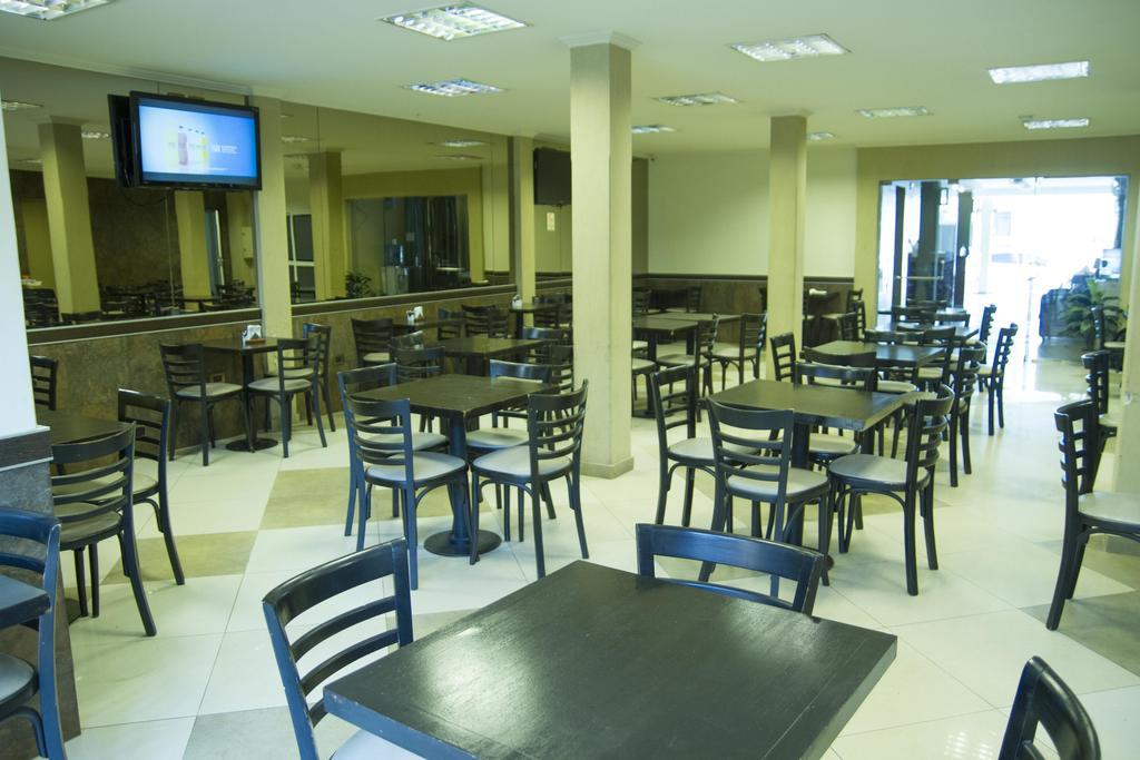 Hotel Confianza Corrientes Exteriér fotografie